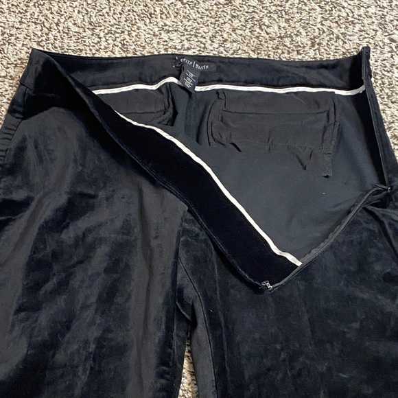 White House Black Market Women’s Back Velvet Skinny Pants - Picture 3 of 5
